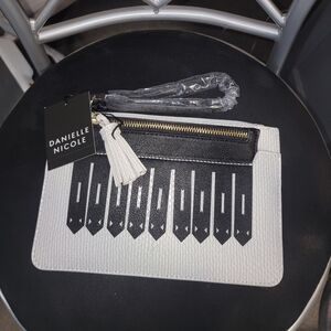 🧡NWT Danielle Nicole Gray Snake Journee Clutch Bag